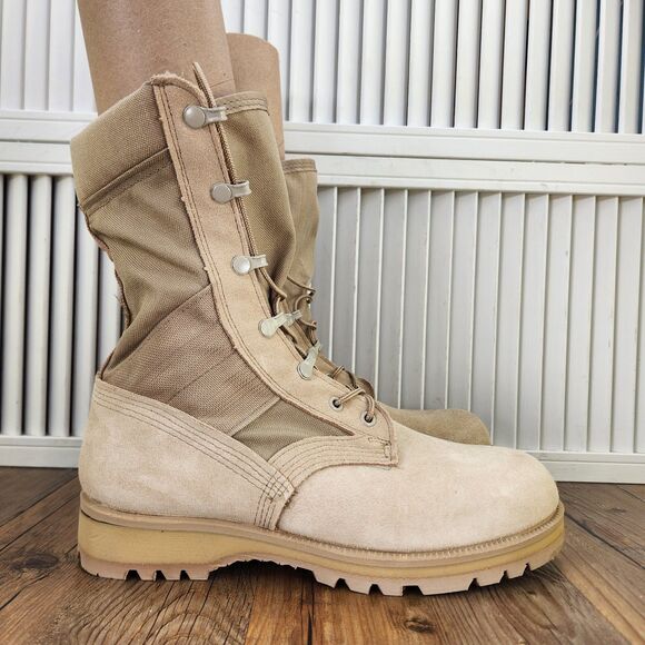 VTG Wellco Hot Weather Desert Combat Boots Men's 8.5 W Tan Suede Soft Toe Vibram - Picture 1 of 10